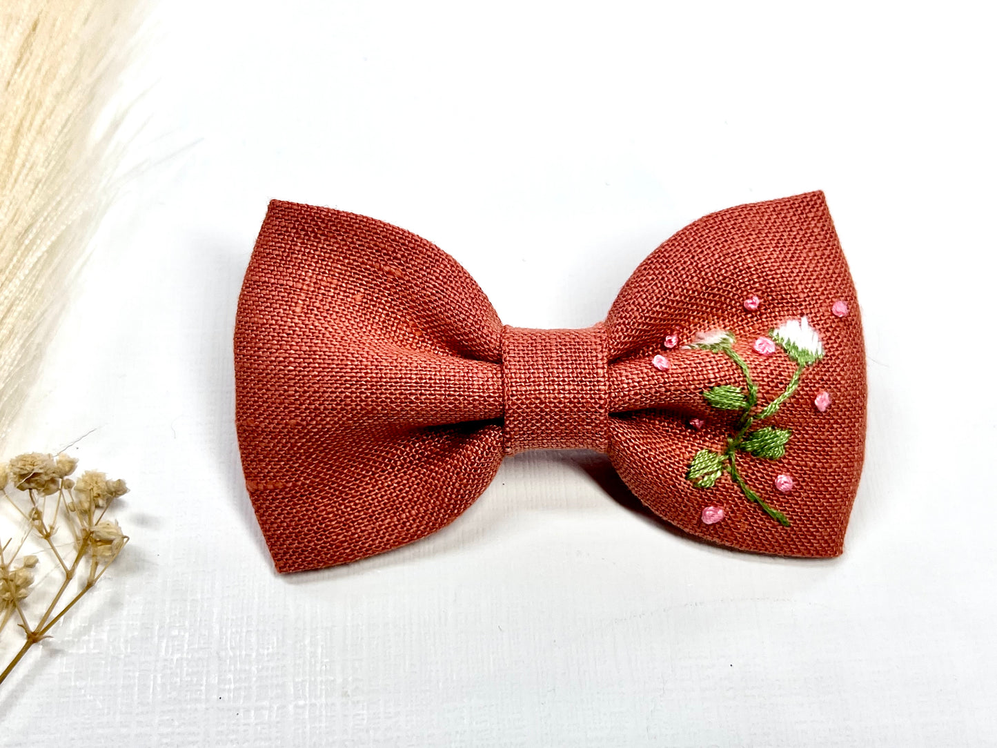 πΈ Hand Embroidered Linen Bow Clips β Girls Hair Clips. Elegance in Every Stitch!