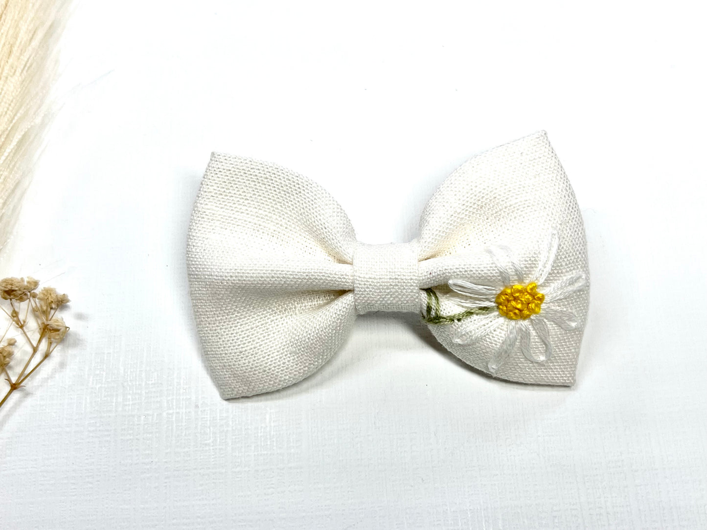πΈ Hand Embroidered Linen Bow Clips β Girls Hair Clips. Elegance in Every Stitch!