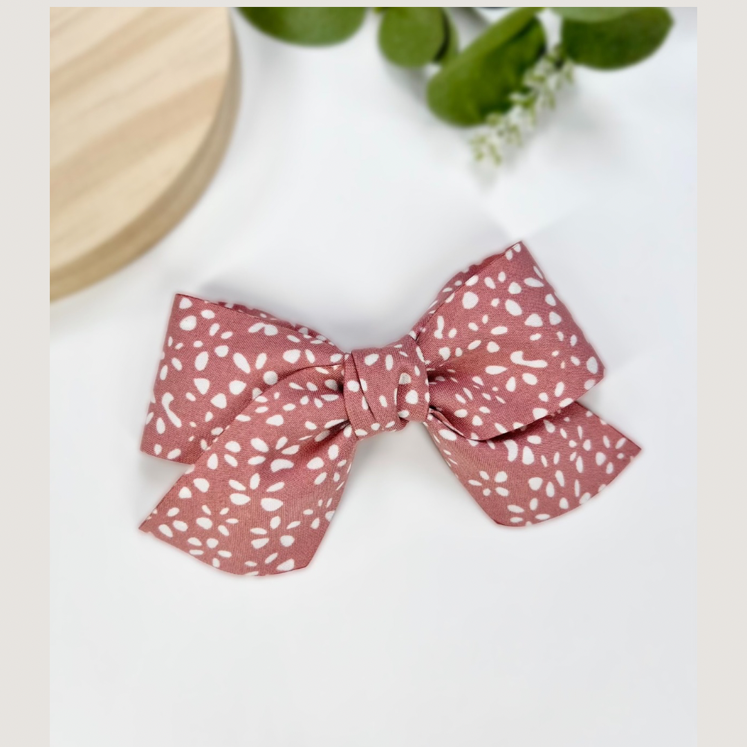 Stylish Polka Dot Hair Bow Collection. Available in 3 Colors. Perfect for all occasions #fabulousuniquecreations