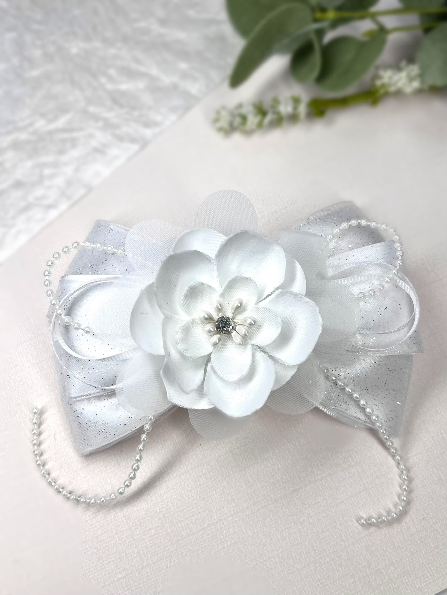 Elegant White Satin and Organza Wedding Hair Bow for Little Girls